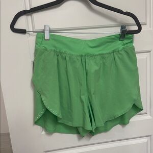 Lululemon Fast and Free running shorts size 6 in great condition